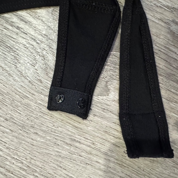 GUESS BODYSUIT. NEVER WORN. - Picture 5 of 7